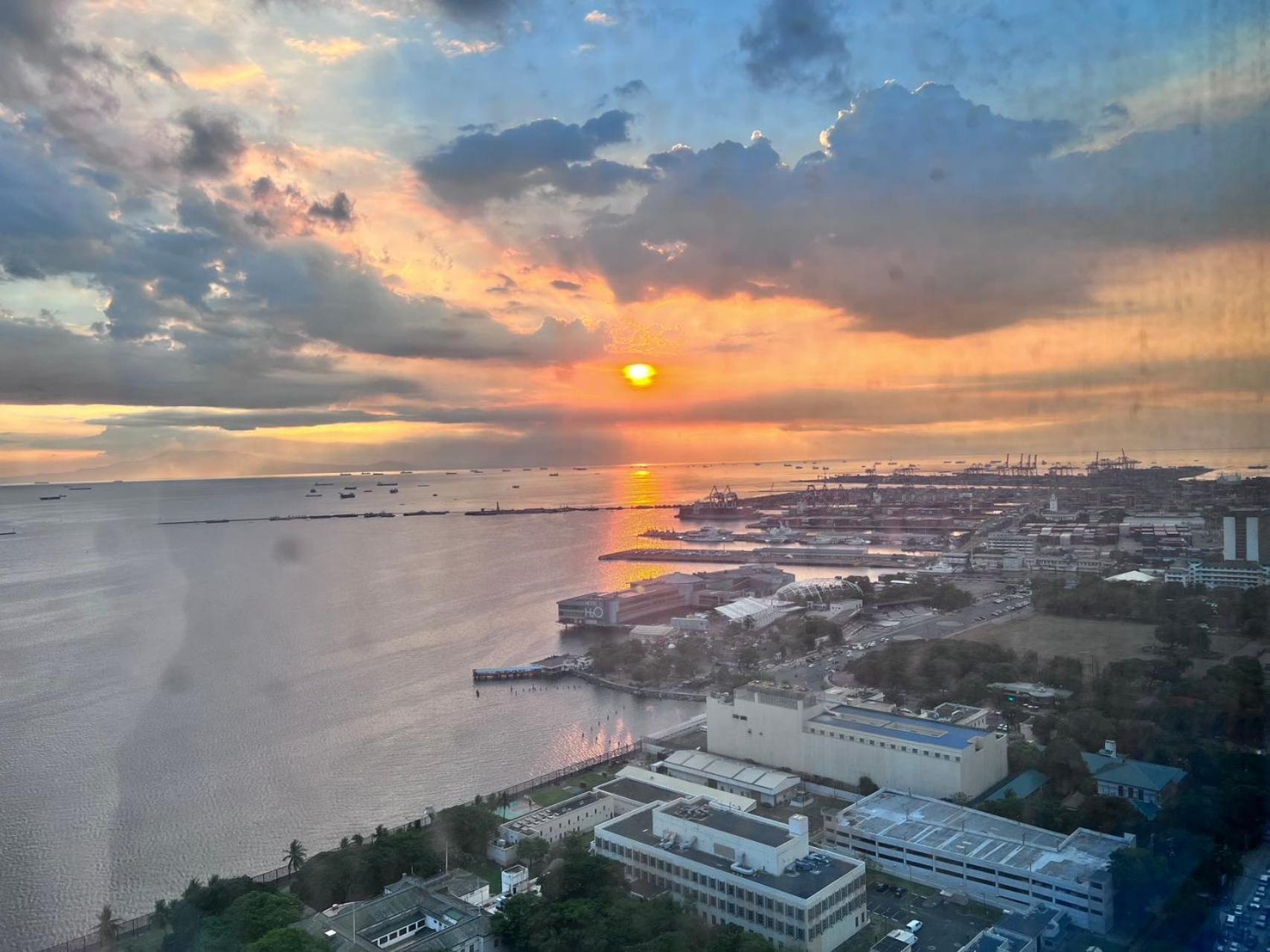 Dreamy Sunset Bay Apart otel Manila Dış mekan fotoğraf
